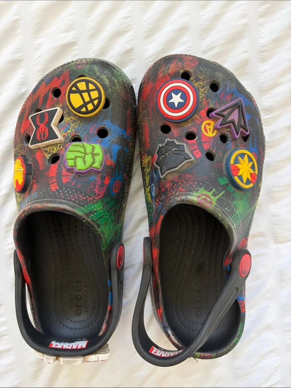 CROCS C 13 Avenger Multi-Color Marvel Clog Sandals. 8 Jibbitts and Logo Brand.